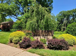 20 Troy Dr, Springfield, NJ 07081