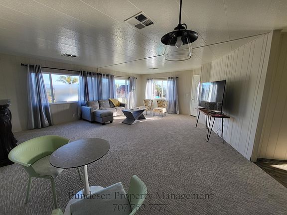 4th image of 764 Chapman Ln