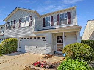 8545 Westhope St, Charlotte, NC 28216