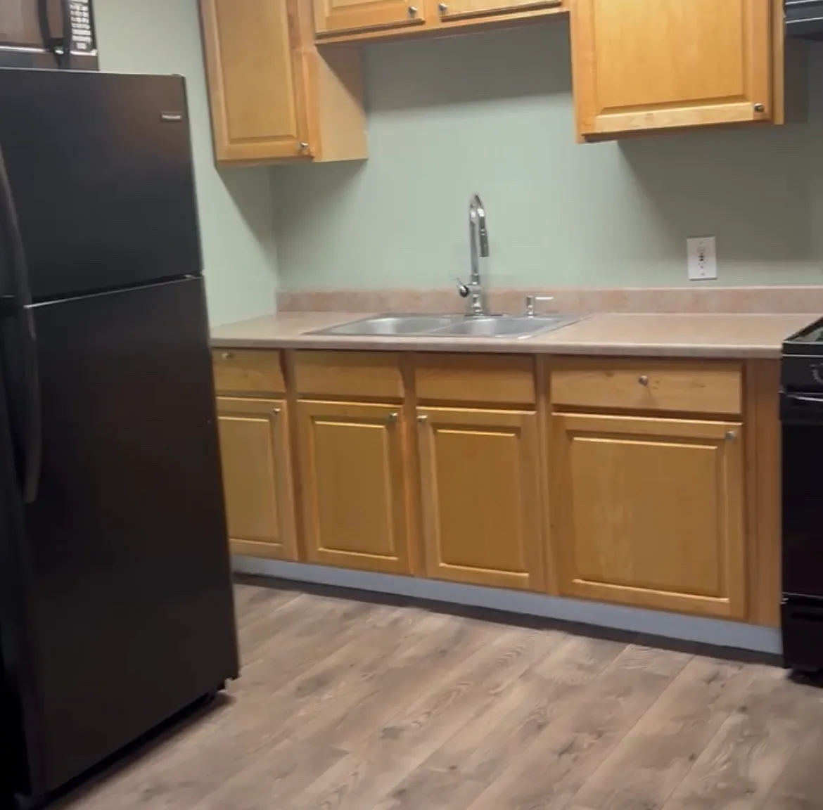 1 bed, 550 sqft, $900 — Photo 3