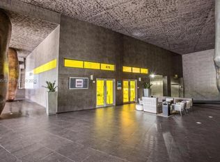 475 Brickell Ave APT 612, Miami, FL 33131