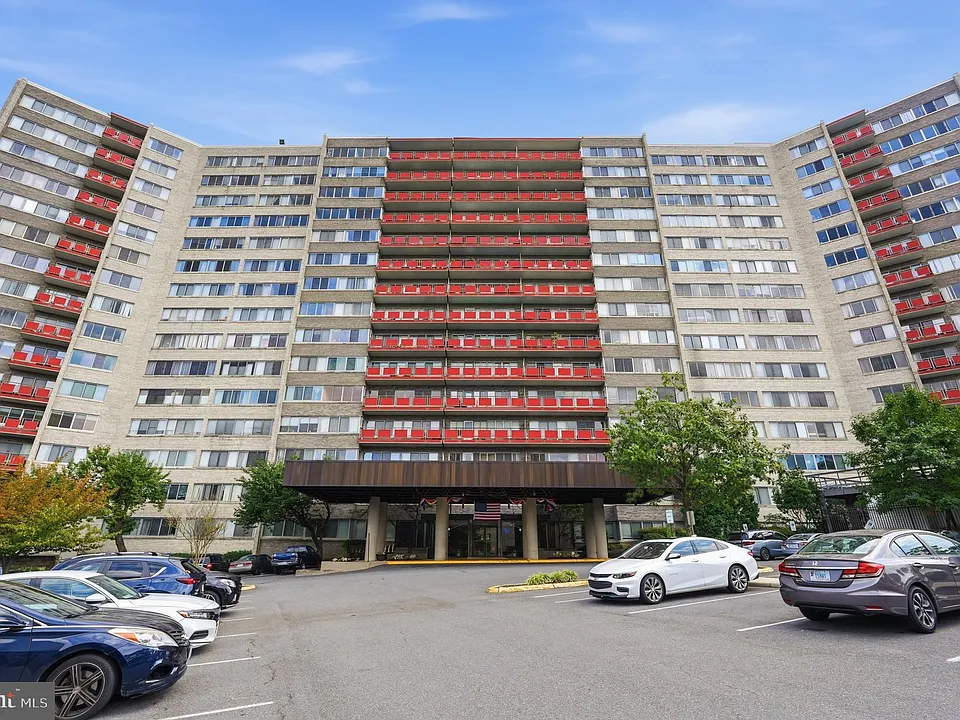 5340 Holmes Run Pkwy #704