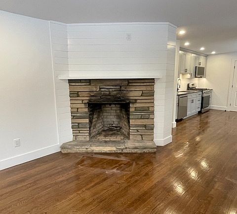 3rd image of 1 Cedar Road