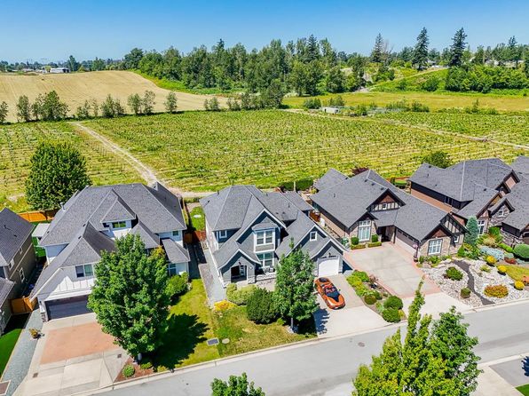 2139 Riesling Dr, Abbotsford, BC V4X 0A6
