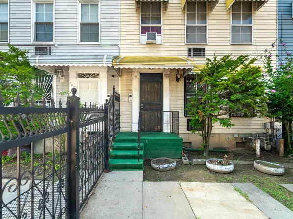 142 West 175th Street image 4 of 38