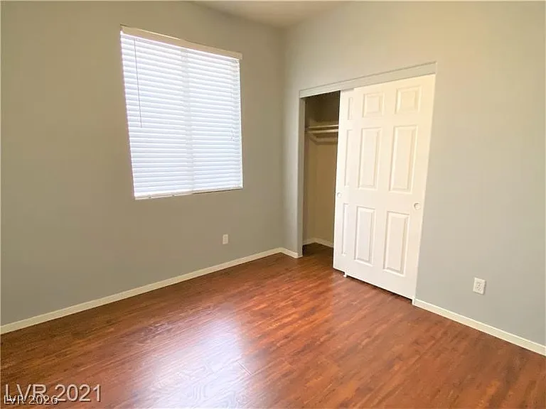 2457 Covered Wells Ave — Photo 9