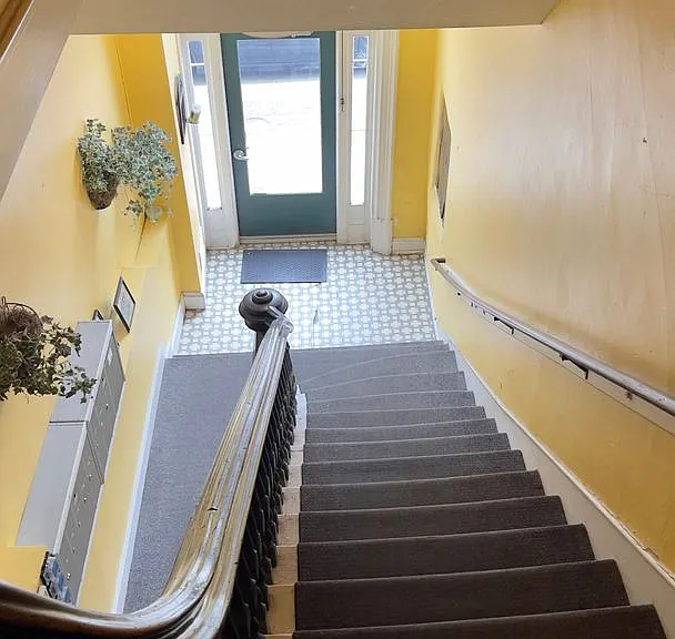 136 N 6th St #7 — Photo 9