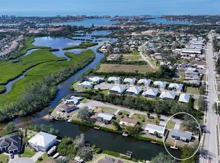 603 Barnes Pkwy, Nokomis, FL 34275