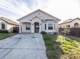 3509 Celso Cavazos Rd, Laredo, TX 78046
