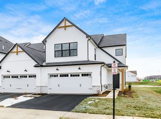 5494 Dutch Ln, Powell, OH 43065