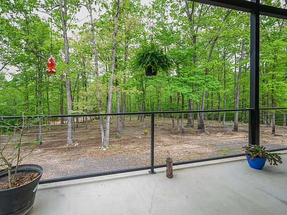 4th image of 654 Polk Rd #42