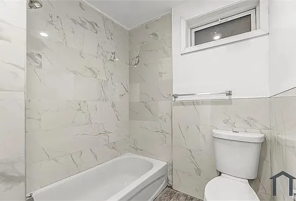 1220 Pembroke St #3R — Photo 3