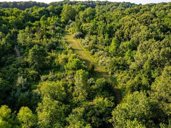 2887 155th Ave, Sherrard, IL 61281