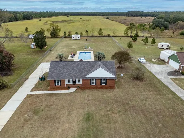 367 Stocks Dairy Rd, Leesburg, GA 31763