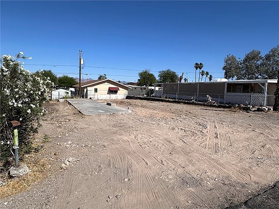 3rd image of 1832 Clearwater Drive