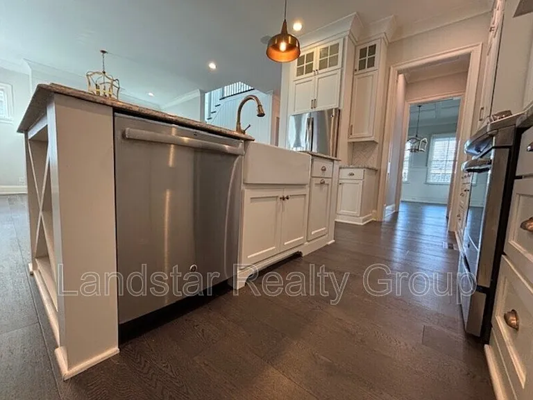 6411 Moonseed St — Photo 10