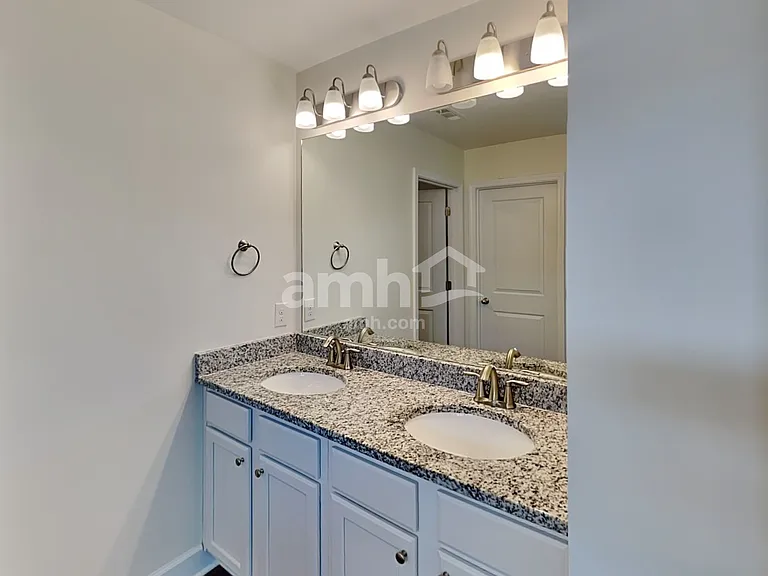 5083 Trailwater Dr — Photo 14