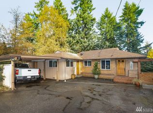 16908 25th Ave NE, Lake Forest Park, WA 98155