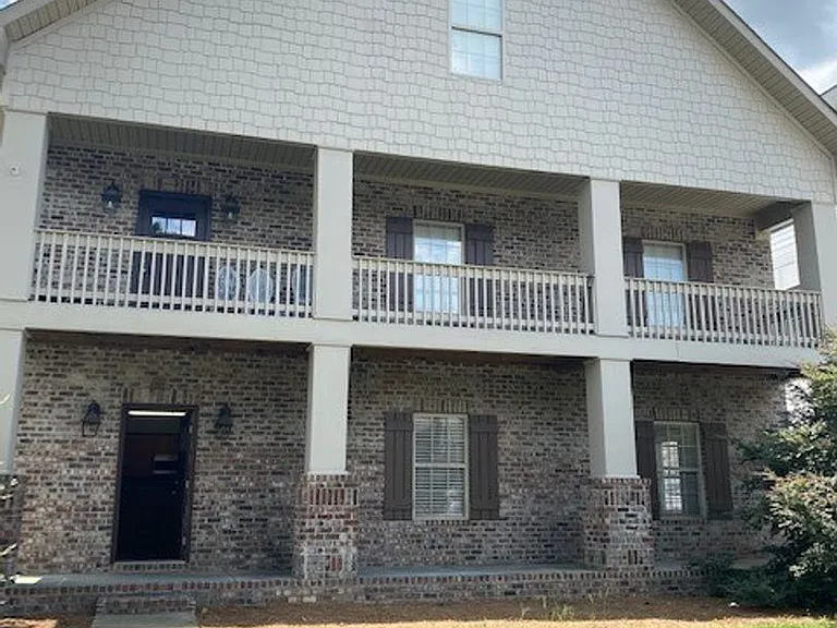 405 Meador Dr — Photo 1