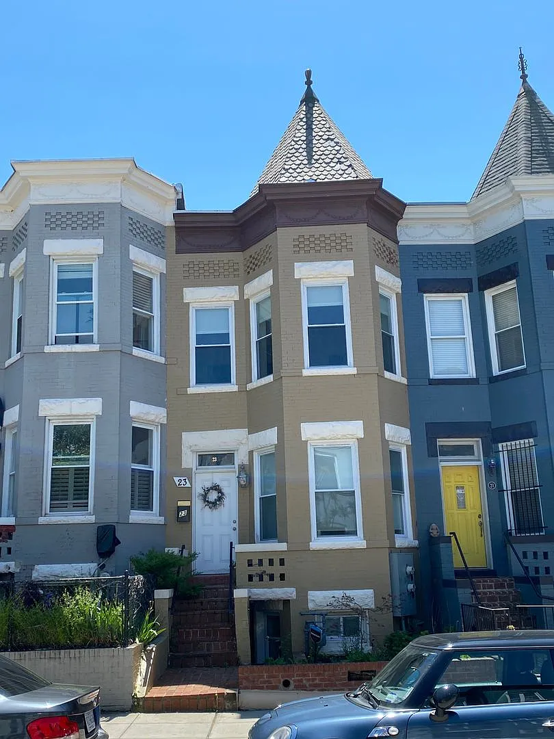 23 Q St NE photo 1