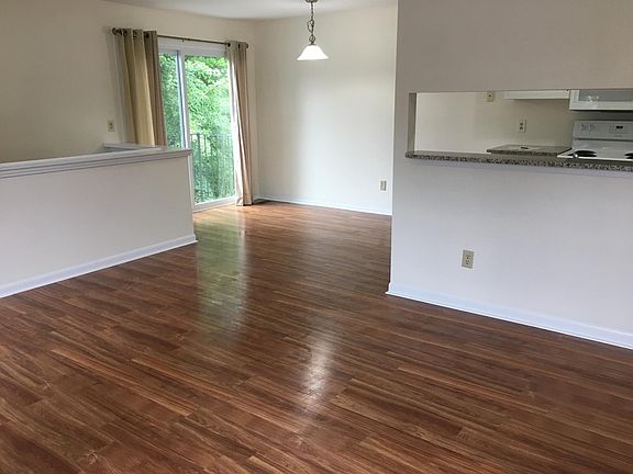 2nd image of 2631 Fenwick Ct