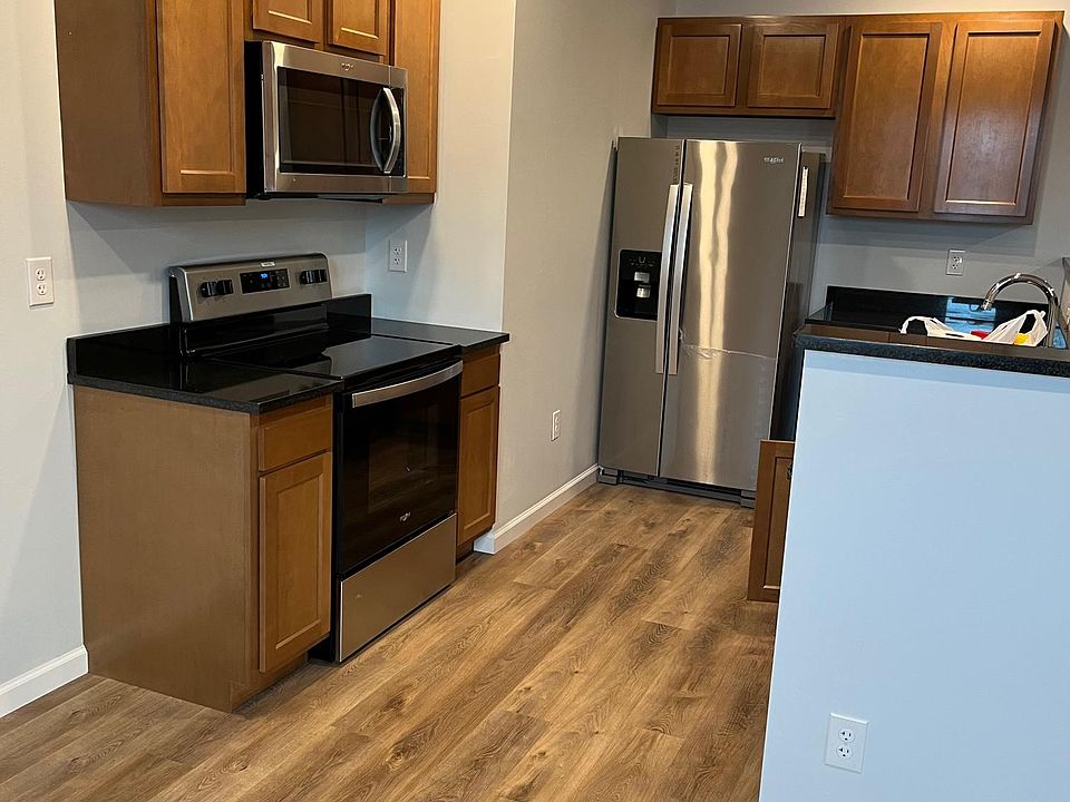 1st image of 19 Washington Ave #1