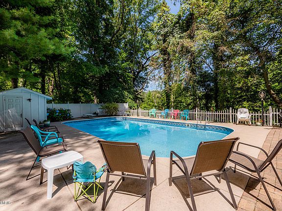 5th image of 5003 E Bonny Bruce Dr