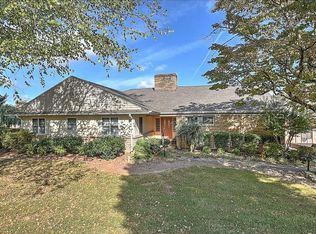 2352 Pendragon Rd, Kingsport, TN 37660