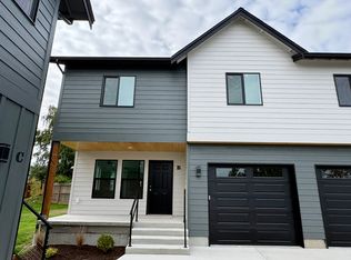 4009 L Ave UNIT B, Anacortes, WA 98221