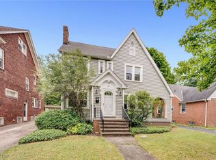 2605 S Taylor Rd, Cleveland Heights, OH 44118