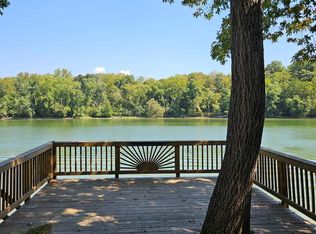 35 Boo Blvd, Falling Waters, WV 25419