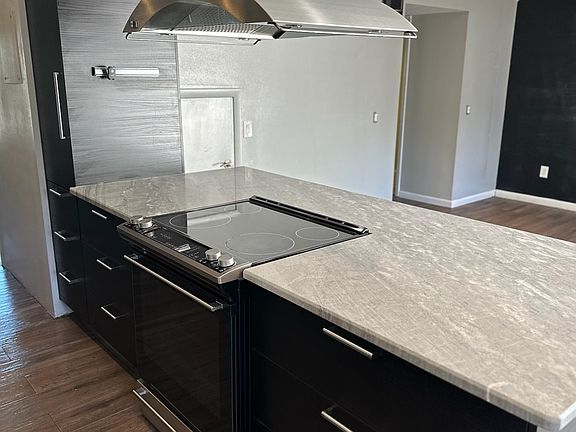 4th image of 4608 W North B St