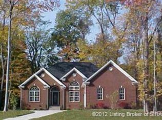 2605 Black Oak Cir, Clarksville, IN 47129