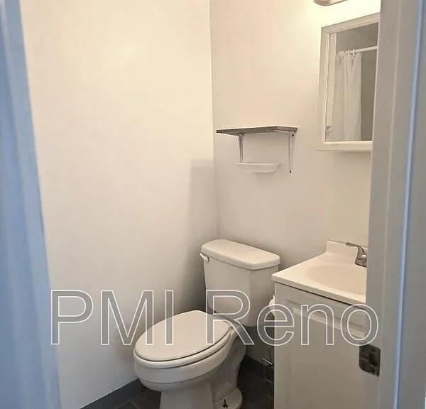 140 Victorian Ave #11 — Photo 14