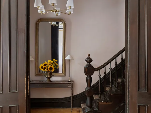 309 Vanderbilt Avenue image 8 of 27