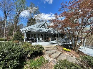 107 Mohican Rd, Blairstown, NJ 07825