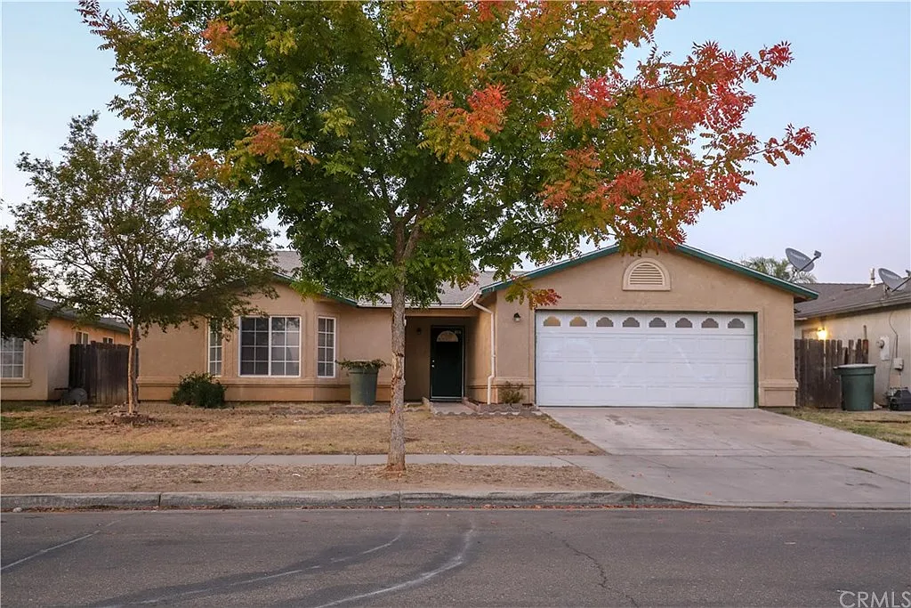 147 San Clemente Dr photo 1