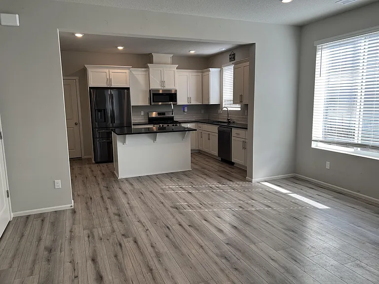 31469 NW North Ave #1 — Photo 5