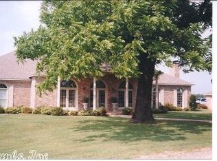 370 Bill Henry Rd, Monticello, AR 71655