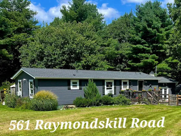 561 Raymondskill Rd, Milford, PA 18337