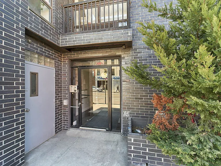 572 5th Ave #4E — Photo 18