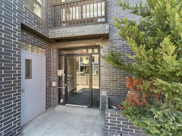 572 5th Avenue image 17 of 19