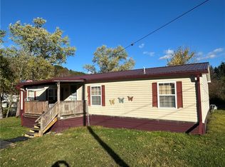 7 Royal Ave, Bradford, PA 16701