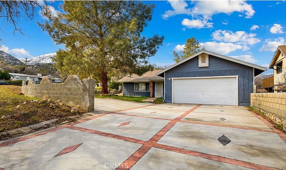 1st image of 1 N Salaine Dr