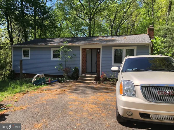 2000 Spring Grove Dr, Accokeek, MD 20607