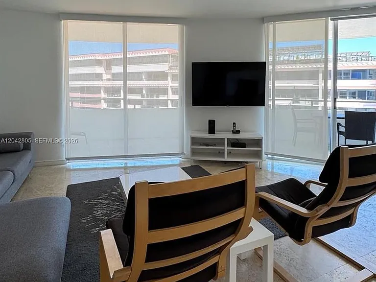 5161 E Collins Ave #1612 — Photo 16