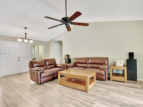5th image of 3252 SW Buena Vis