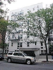 3rd image of 320 E 35th St