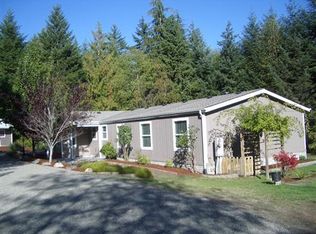1742 E Harstine Island Rd N, Shelton, WA 98584