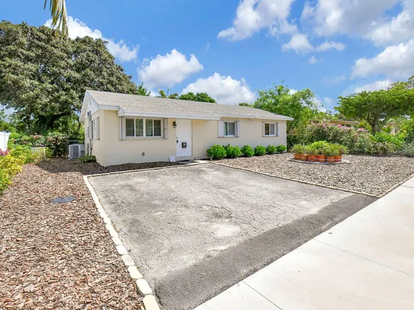 307 SW 10th Street, Delray Beach, FL 33444